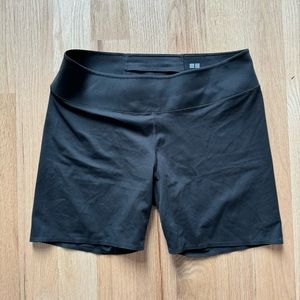 Uniqlo XL black biker shorts